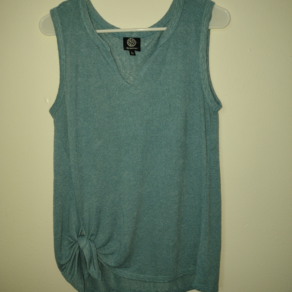 Gree Sleeveless T Shirt